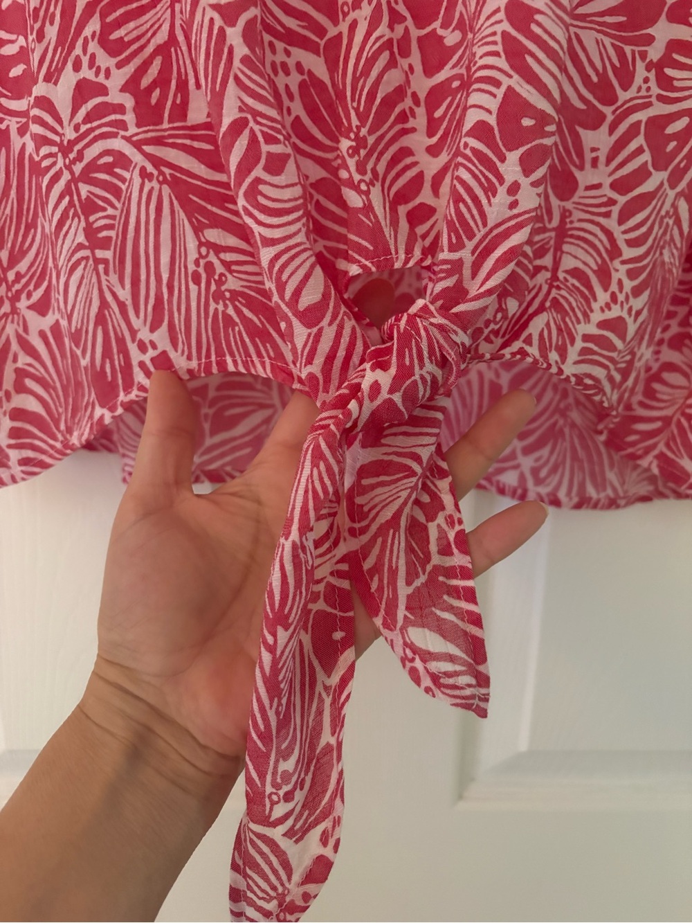 Counterparts Pink and White Leaf Tie-Front Flutter Sleeve Blouse - Picture 6 of 12